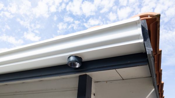 Seamless Gutters Installation in Yuba City