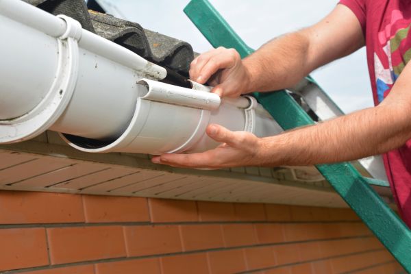 Cost of Large Gutter Repair in Yuba City